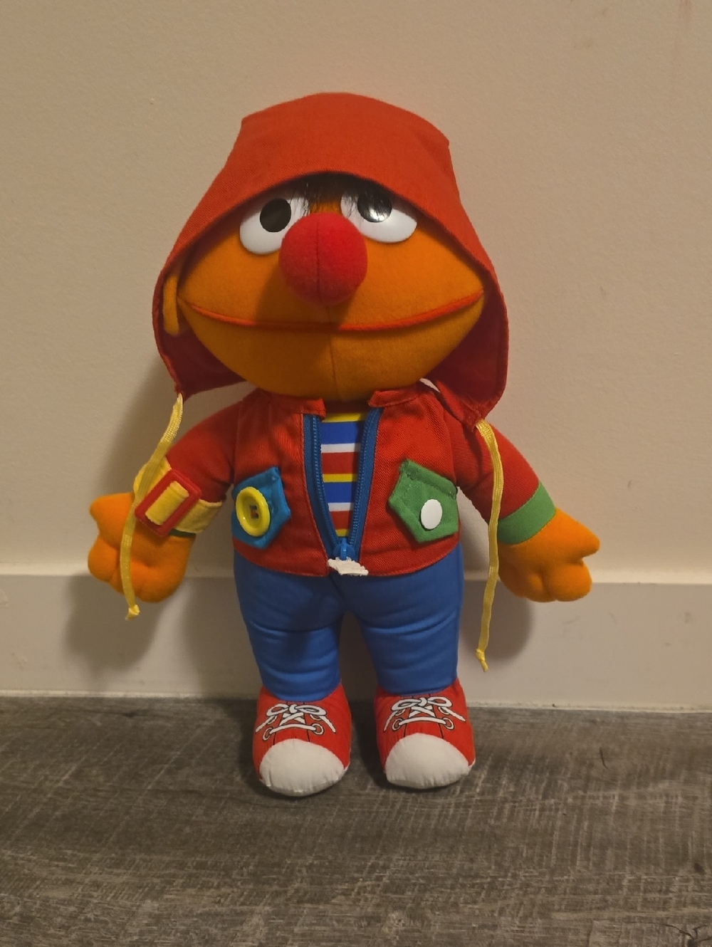 1990 Dress Me Up Ernie